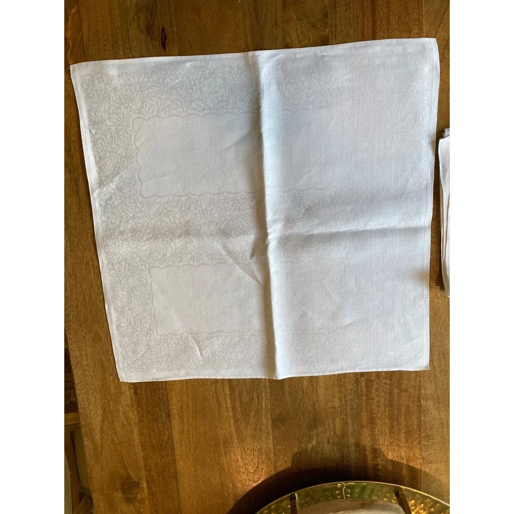 Set of 4 White Damask‎ Floral Jacquard Dinner Napkins Square 22x22 Formal Dining